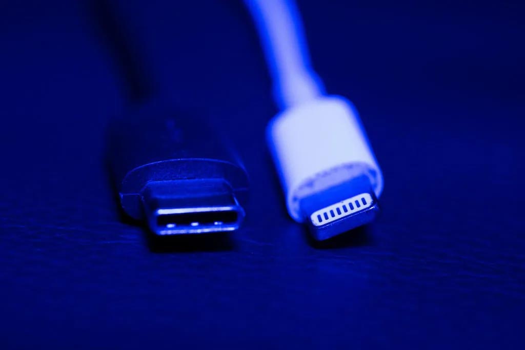 Apple might drop Lightning ports from more than just iPhones